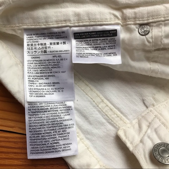 Levi’s White Denim Stretch Shorts, EUC, 29 - Picture 4 of 10